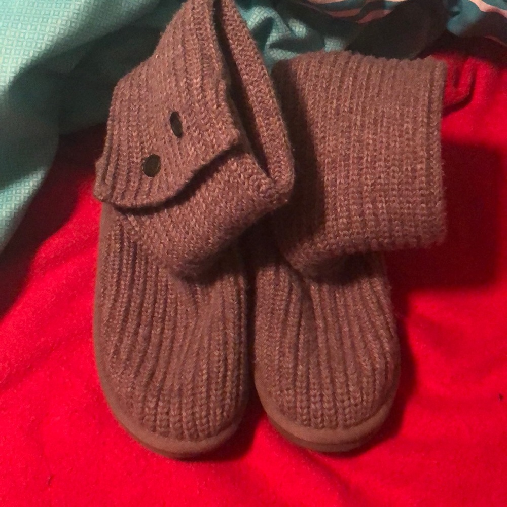 Uggs - image 1